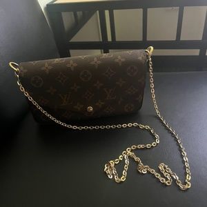 Lv purse